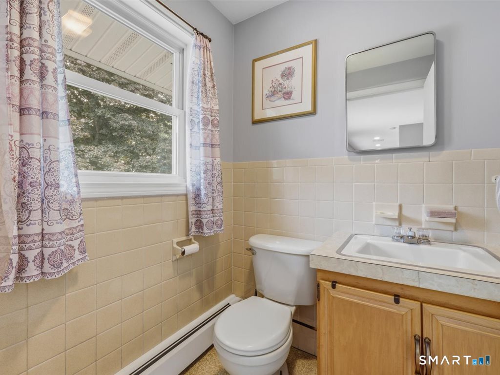 12 Wooding Road Wallingford, CT 06492 - Photo 13 of 40