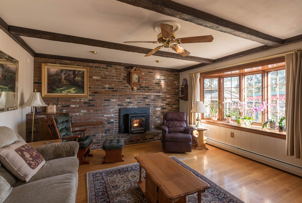 426 Northfield Road Bernardston, MA 01337 - Photo 1 of 13 Gallery Image 1