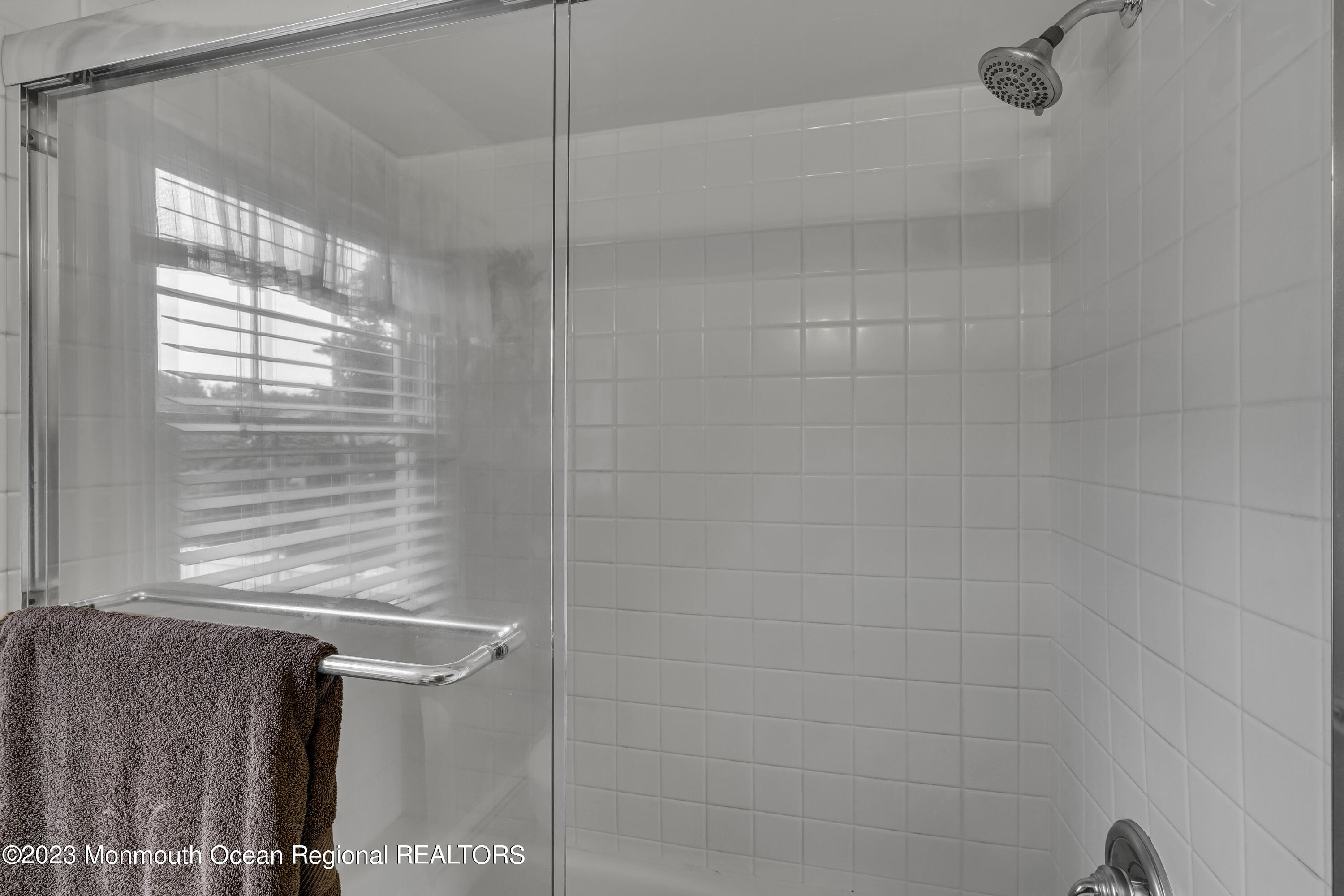 143 Manaqua Road Freehold, NJ 07728 - Photo 24 of 44 031_dsc05299