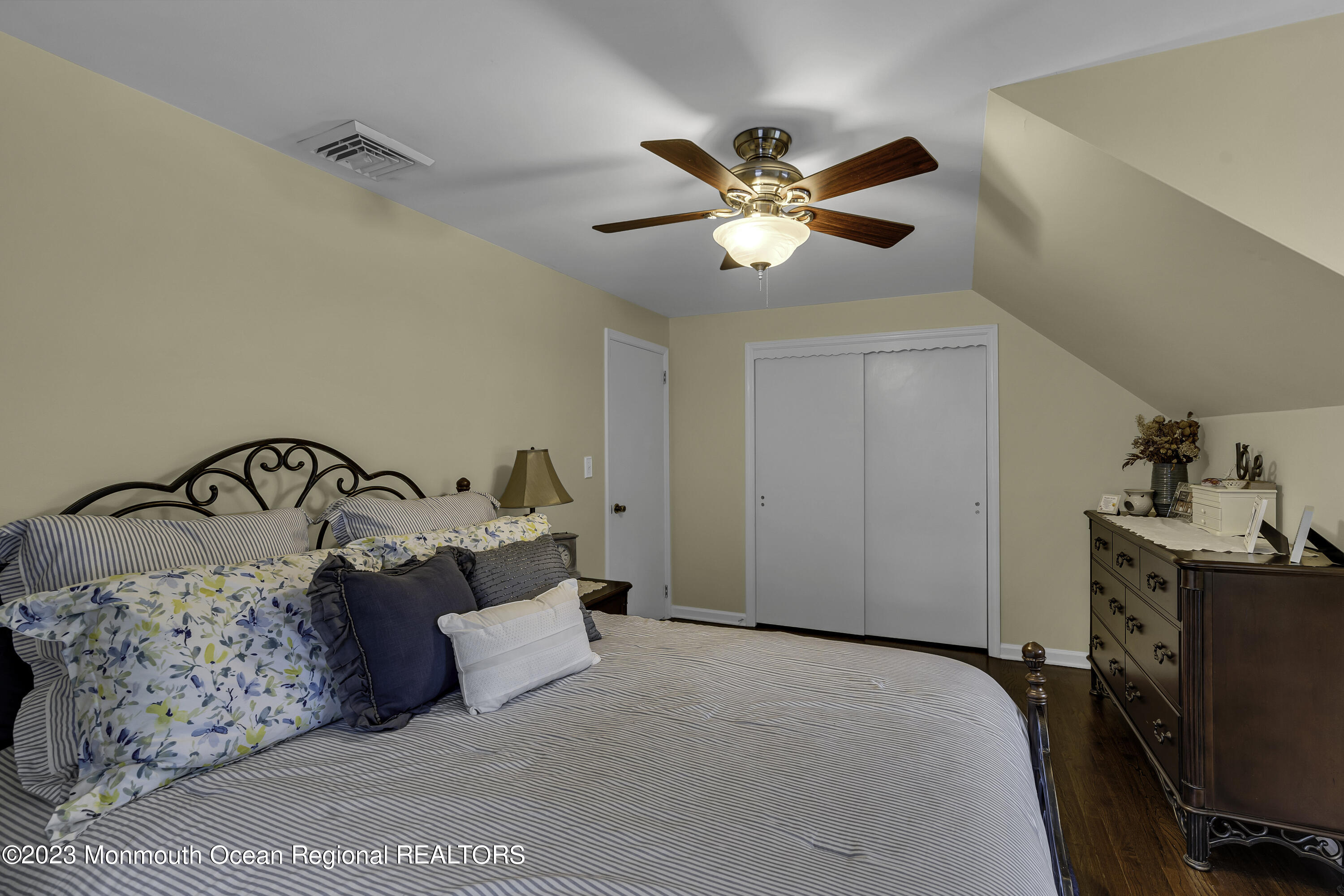 143 Manaqua Road Freehold, NJ 07728 - Photo 29 of 44 036_dsc05329