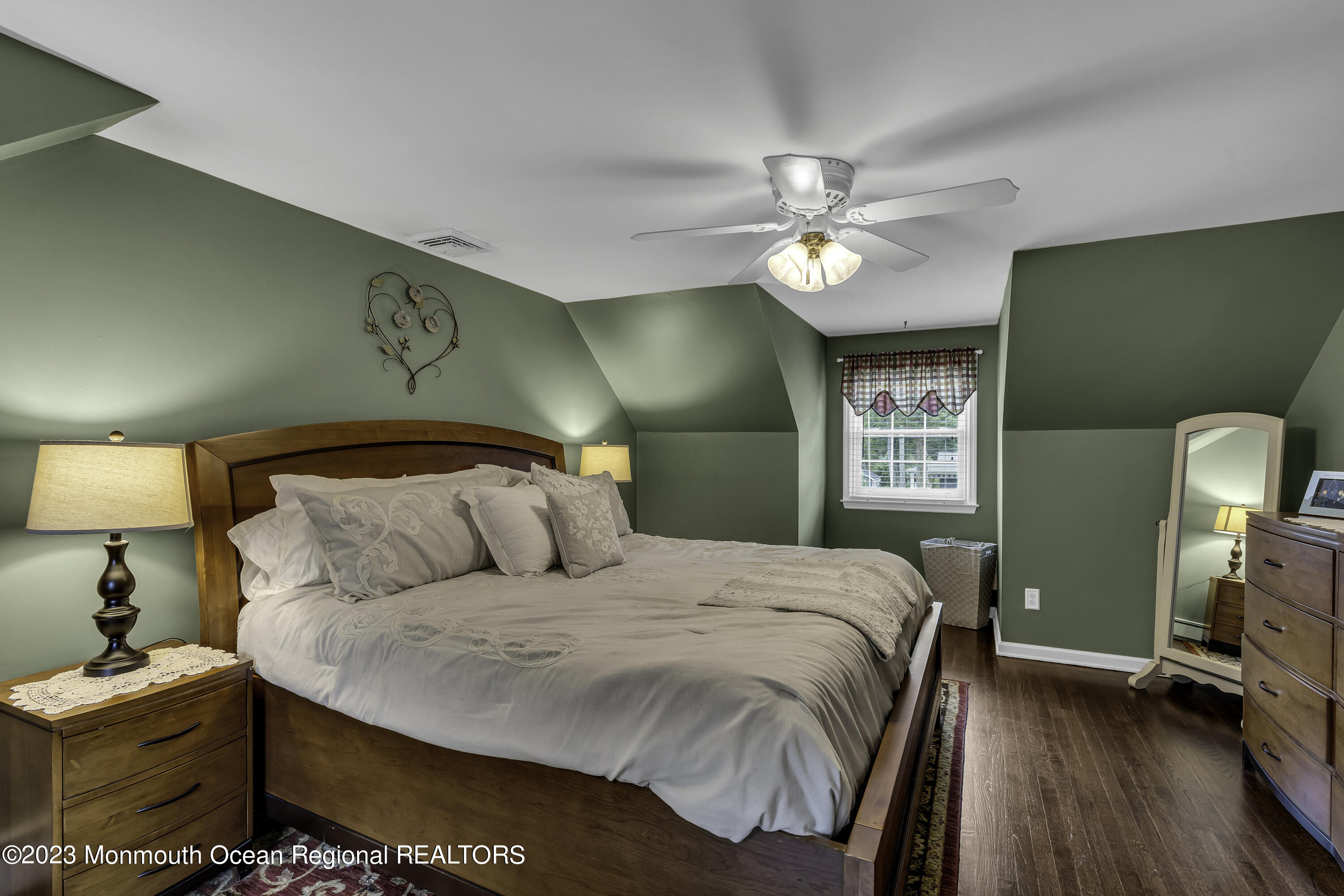 143 Manaqua Road Freehold, NJ 07728 - Photo 30 of 44 037_dsc05334