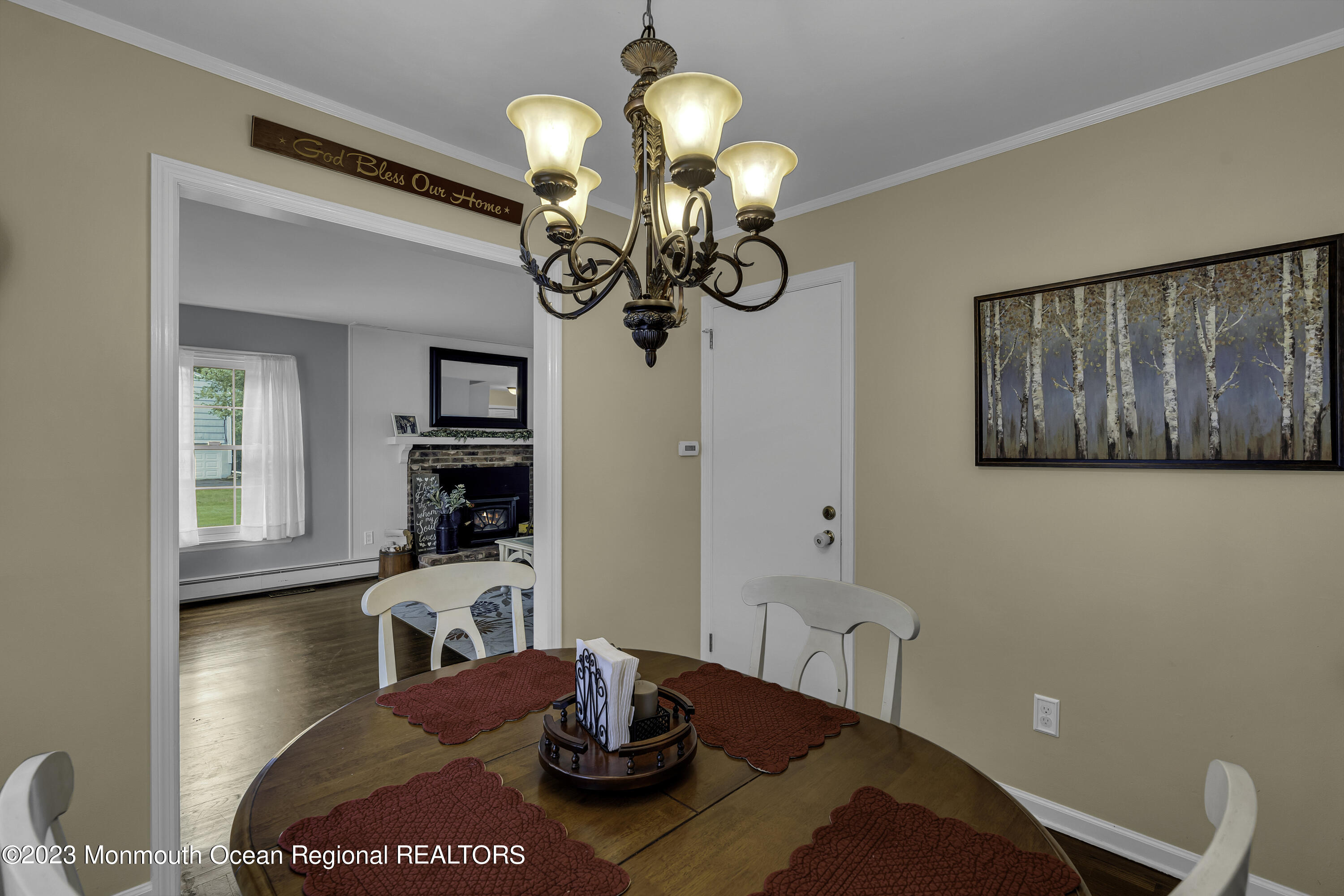 143 Manaqua Road Freehold, NJ 07728 - Photo 9 of 44 016_dsc05164-1