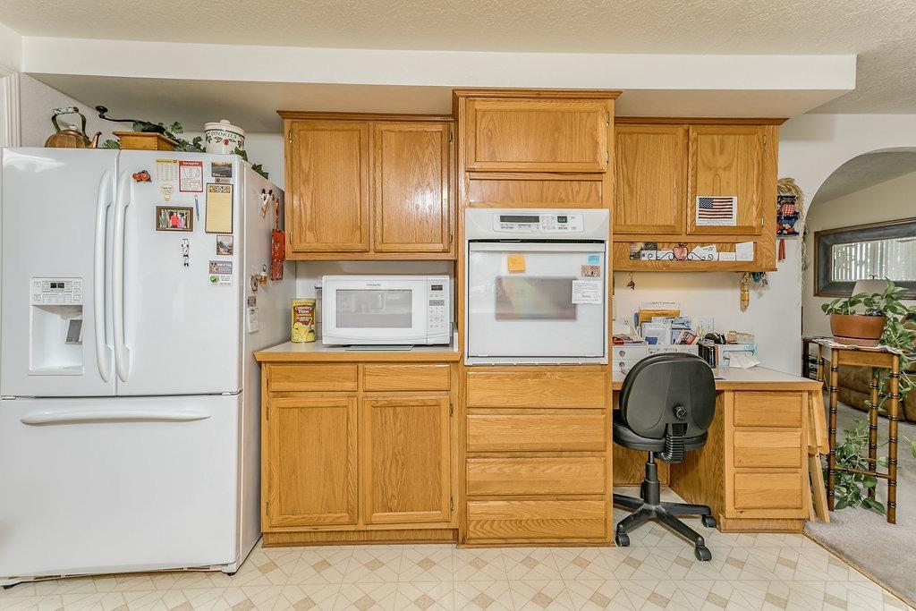 11719 Duggan Road Gold Hill, OR 97525 - Photo 13 of 32 Additional Photo