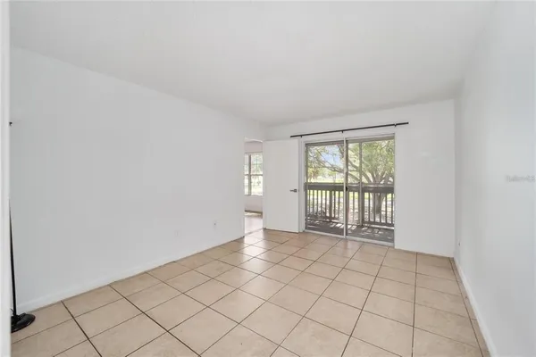 $100,000 | 8202 Fairways Circle, Unit B202, Ocala, FL 34472