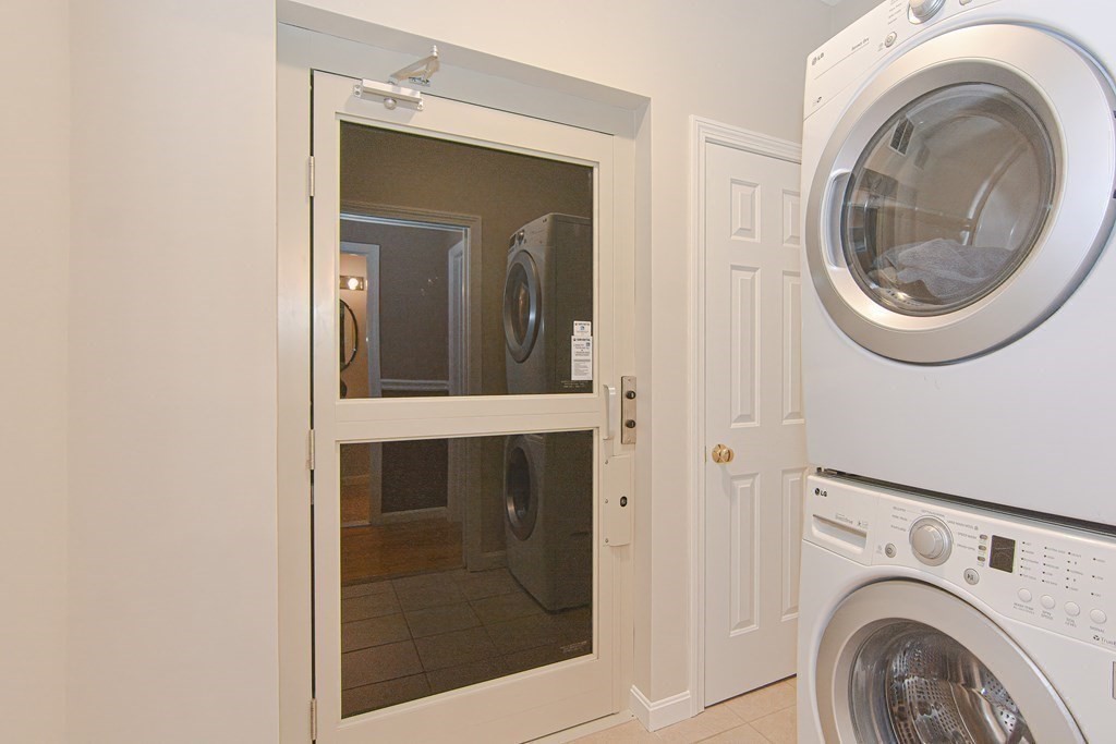 83 Winslow Road Westwood, MA 02090 - Photo 20 of 41 Gallery Image 20
