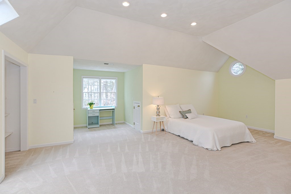 83 Winslow Road Westwood, MA 02090 - Photo 28 of 41 Gallery Image 28
