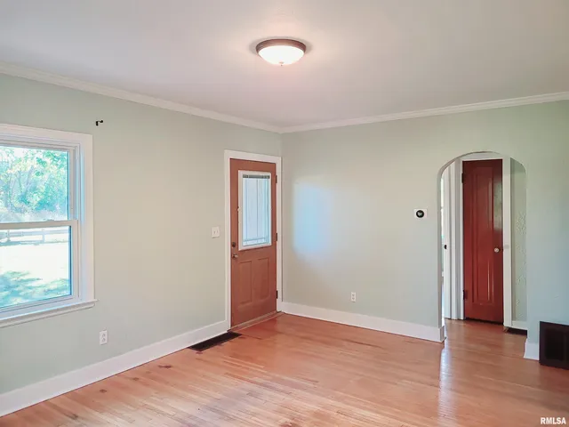 $170,000 | 7021 West Southport Road, Peoria, IL 61615