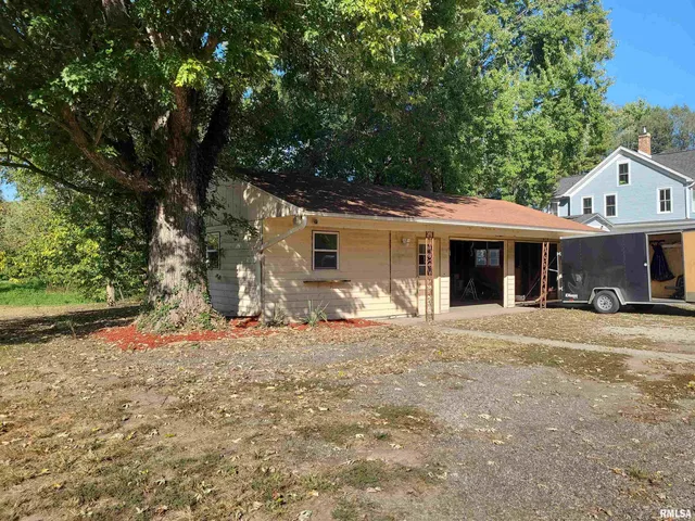 $170,000 | 7021 West Southport Road, Peoria, IL 61615