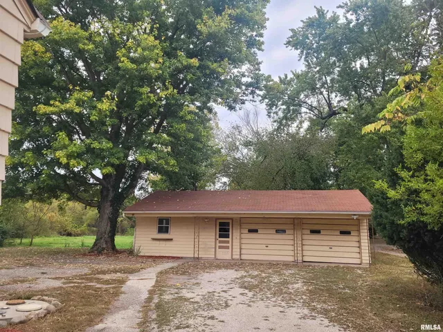 $170,000 | 7021 West Southport Road, Peoria, IL 61615