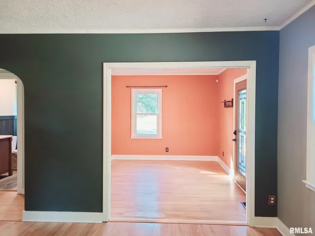 $170,000 | 7021 West Southport Road, Peoria, IL 61615