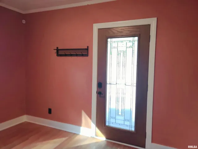 $170,000 | 7021 West Southport Road, Peoria, IL 61615