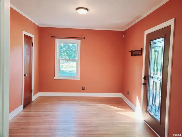 $170,000 | 7021 West Southport Road, Peoria, IL 61615