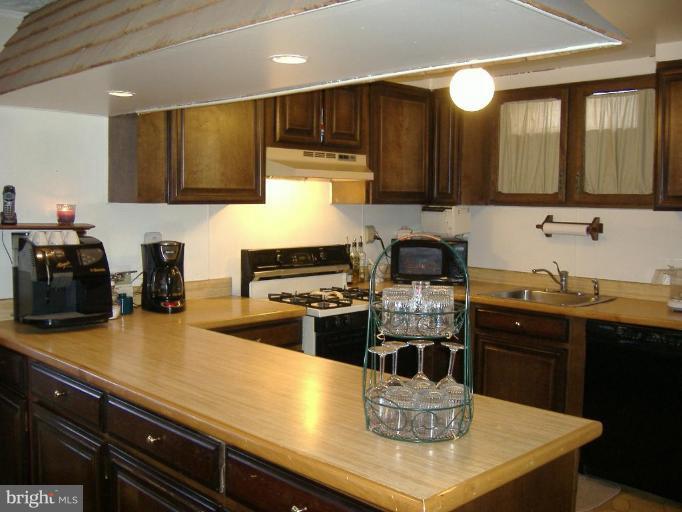 2355 Hamiltowne Circle Rosedale, MD 21237 - Photo 11 of 16 Kitchen #2