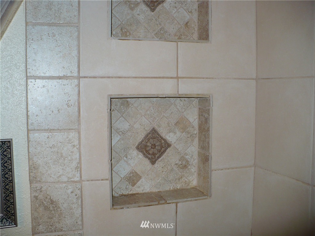 2803 Russell Road Centralia, WA 98531 - Photo 14 of 24 Gallery Image 14