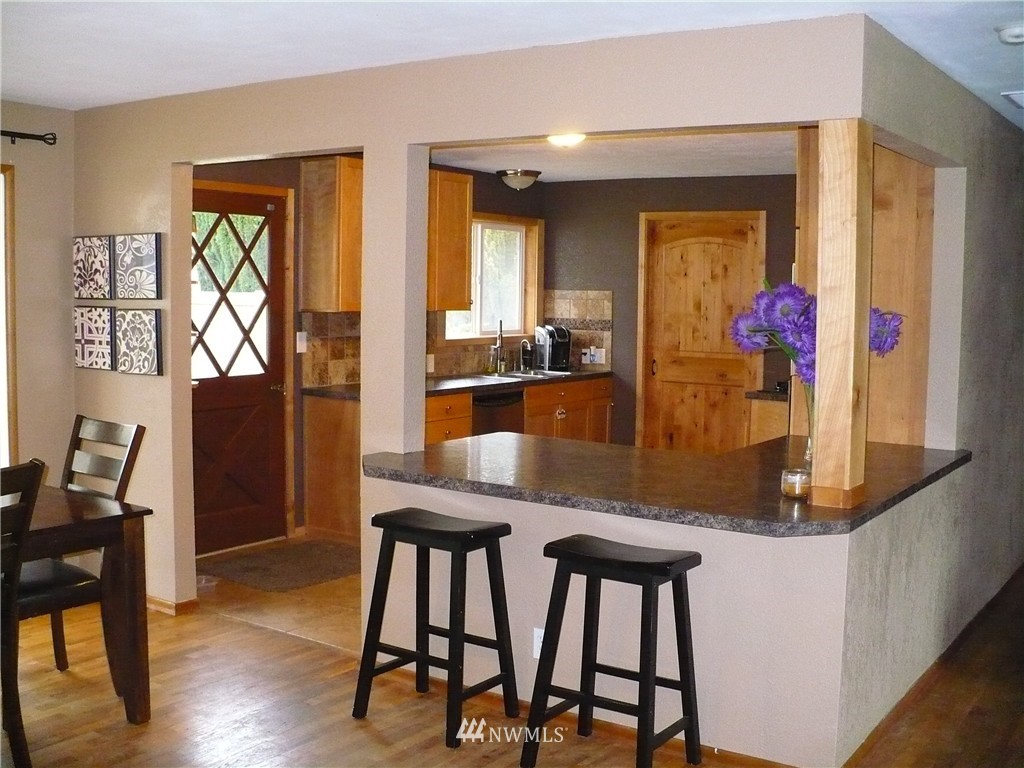 2803 Russell Road Centralia, WA 98531 - Photo 5 of 24 Gallery Image 5