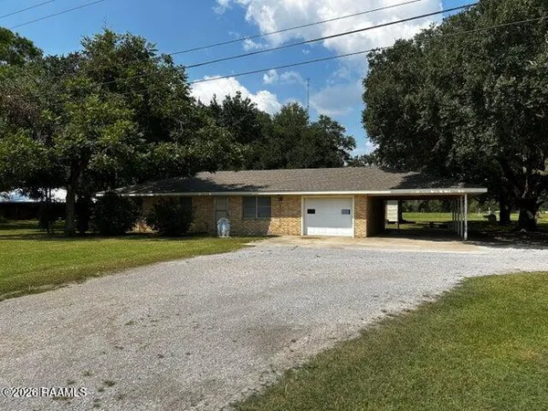$1,200 | 7604 Highway 14, Unit 1, New Iberia, LA 70560