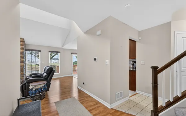 $349,900 | 125 Ione Drive, Unit A, South Elgin, IL 60177