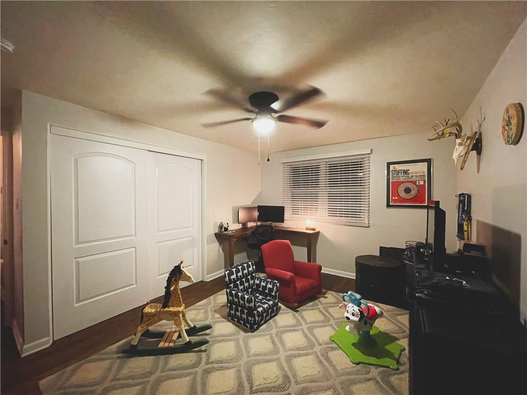 8472 Edwood Road Pittsburgh, PA 15237 - Photo 20 of 25 Gallery Image 20