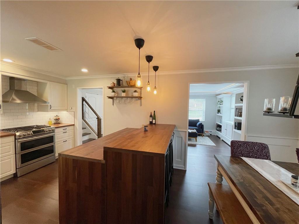 8472 Edwood Road Pittsburgh, PA 15237 - Photo 7 of 25 Gallery Image 7