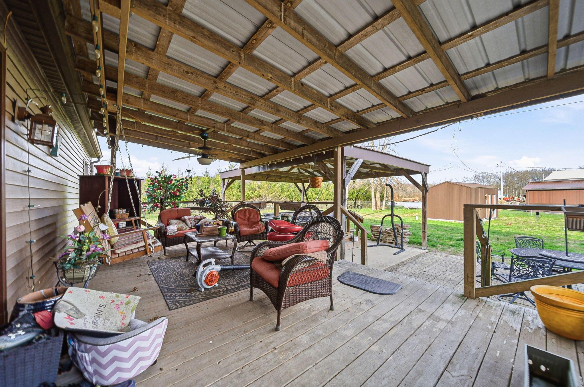 1040 Straight Creek Road Waverly, OH 45690 - Photo 61 of 113 Porch