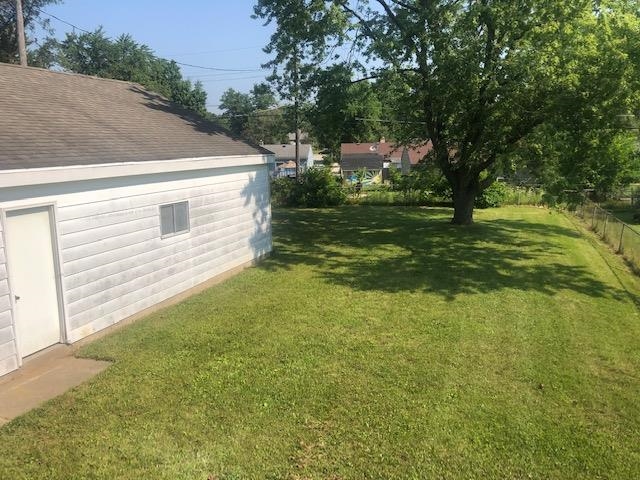 1533 Cinnamon Road Fort Wayne, IN 46825 - Photo 3 of 15 Gallery Image 3