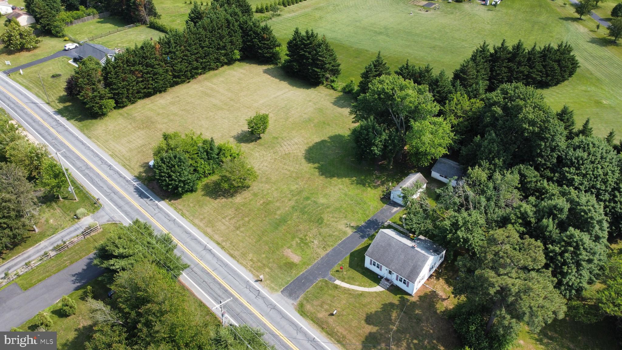 934 Fieldsboro Road Townsend, DE 19734 - Photo 22 of 27 an aerial view of a house with a yard