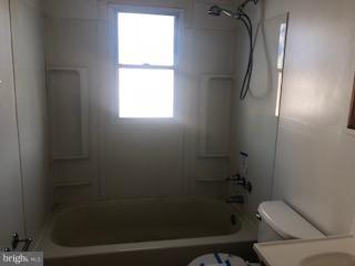8418 Rugby Road Pasadena, MD 21122 - Photo 6 of 10 Bath
