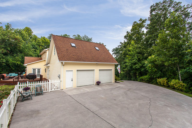 806 Old Emory Road Clinton, TN 37716 - Photo 33 of 38 035150721-01-806OldEmoryRdClintonTN37716