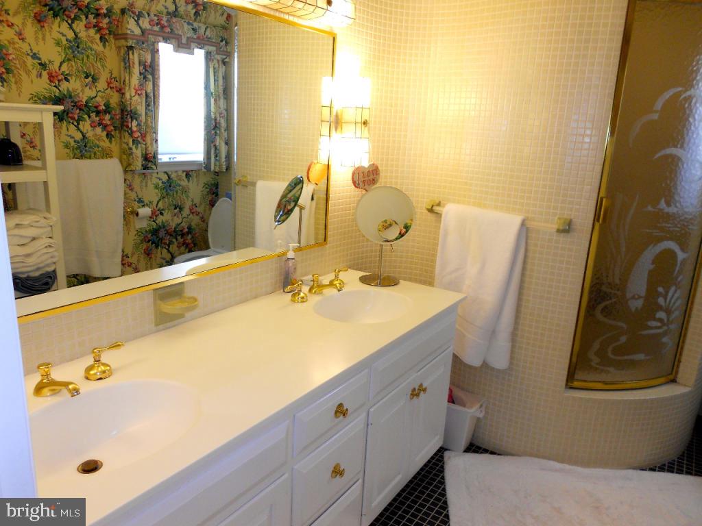 1525 Hillcrest Road Lancaster, PA 17603 - Photo 45 of 46 Gallery Image 45