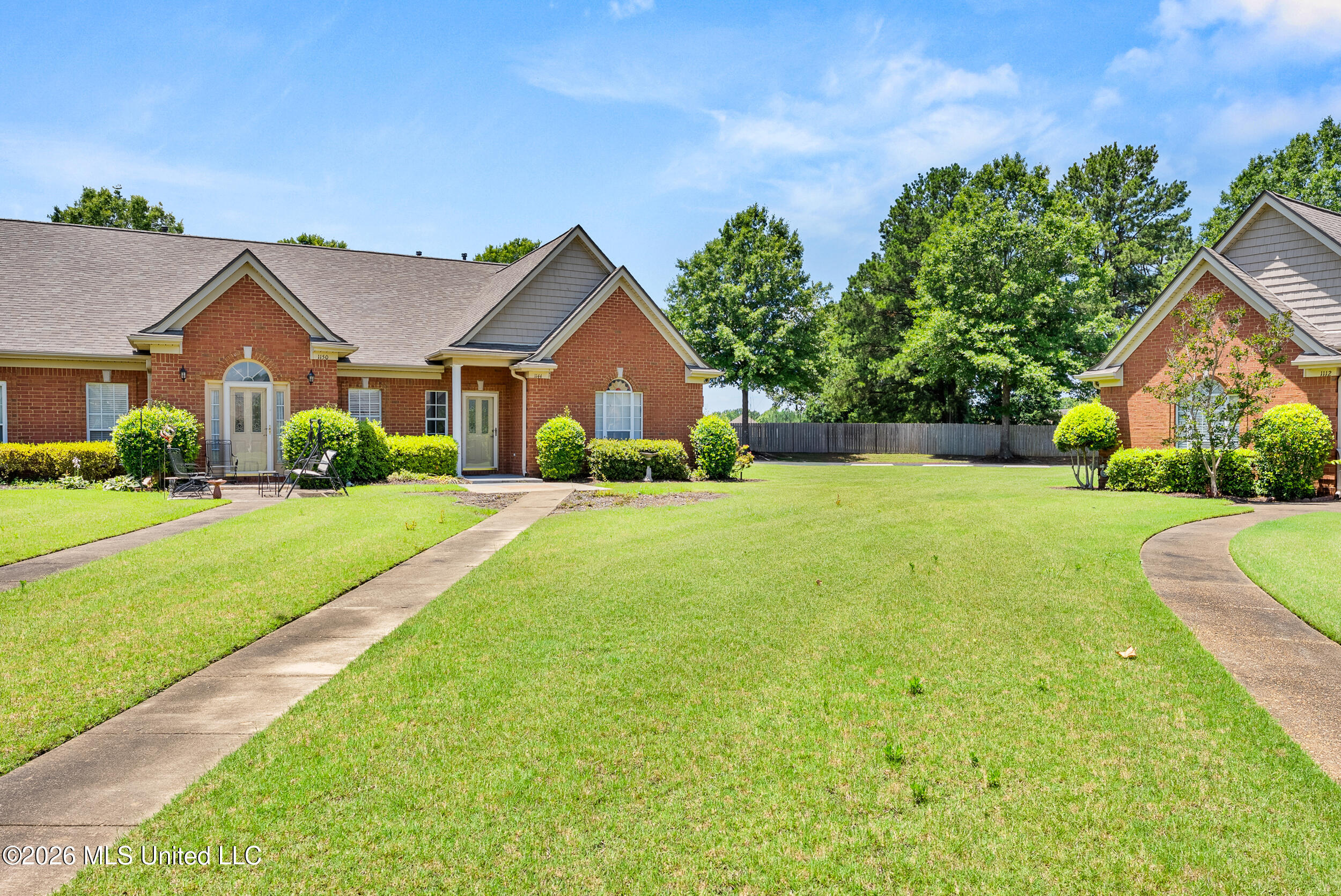 1144 Martin Circle North Hernando, MS 38632 - Photo 2 of 24 Front