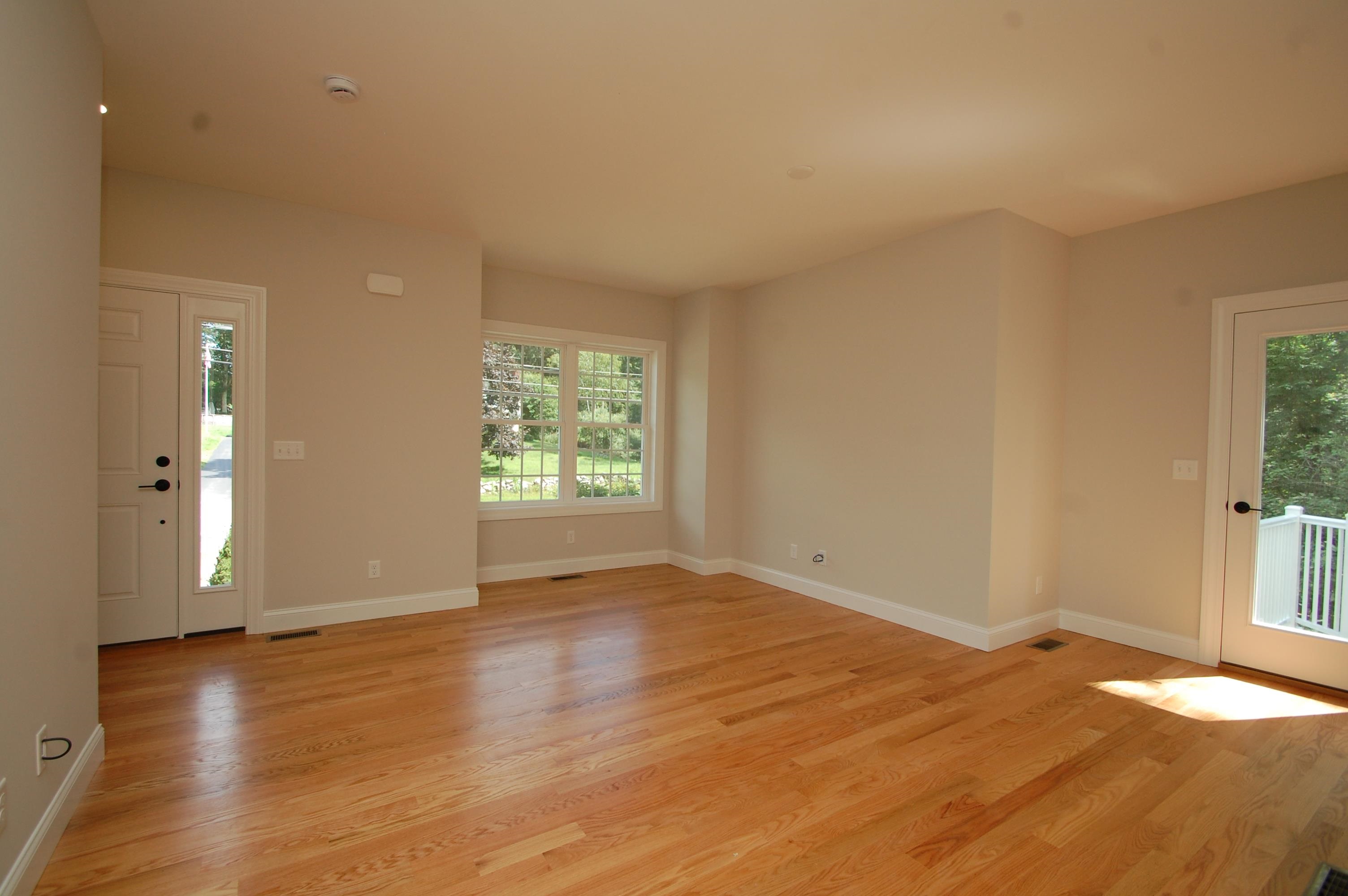 57 Hardy Road Londonderry, NH 03053 - Photo 13 of 17