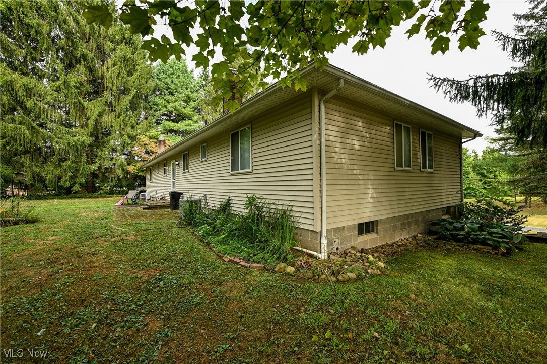 596 Ticknor Road Mogadore, OH 44260 - Photo 11 of 42