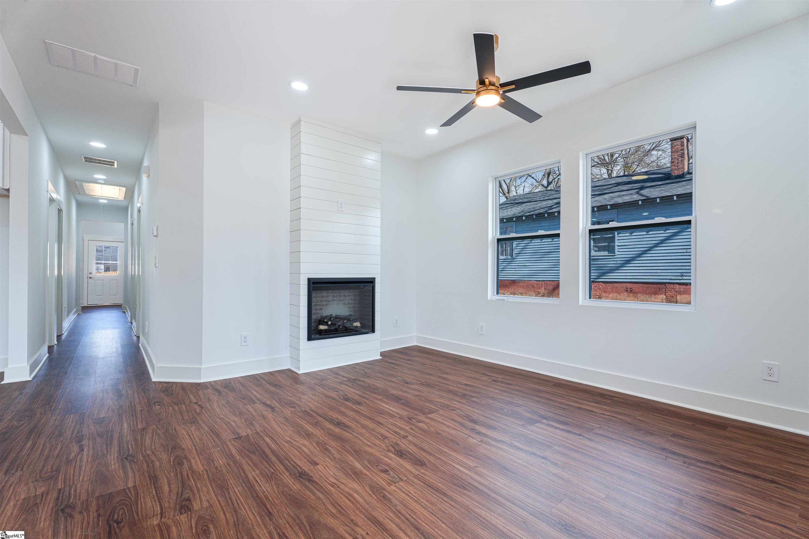 238 Foster Street Anderson, SC 29625 - Photo 12 of 31