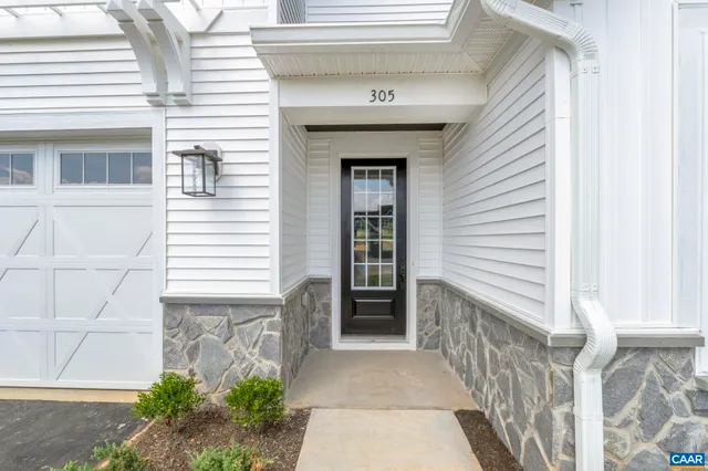 $624,900 | 305 Sunbird Lane, Waynesboro, VA 22980