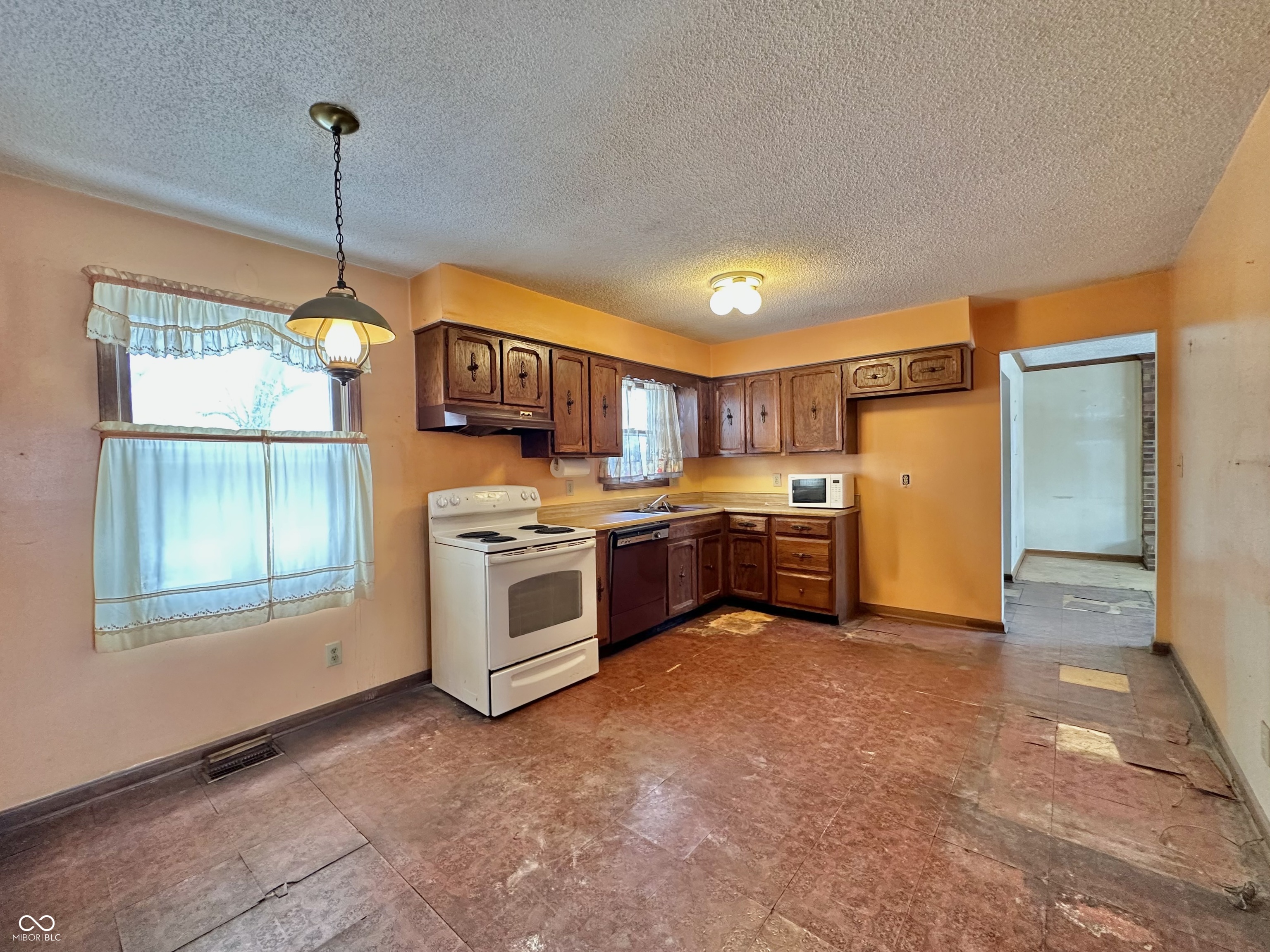 6170 South County Rd -675 East Plainfield, IN 46168 - Photo 8 of 21 Gallery Image 8