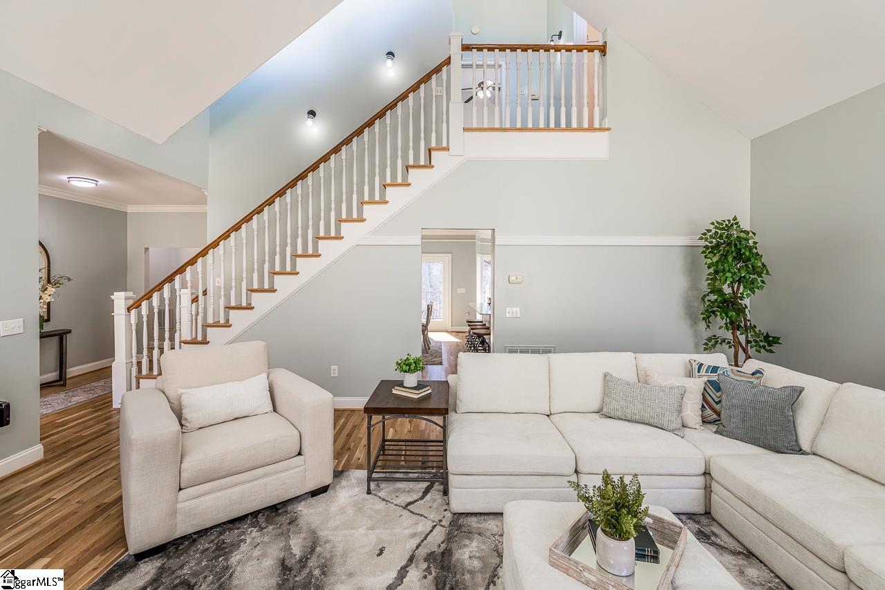 290 Coves End Point Seneca, SC 29678 - Photo 5 of 49 Gallery Image 5