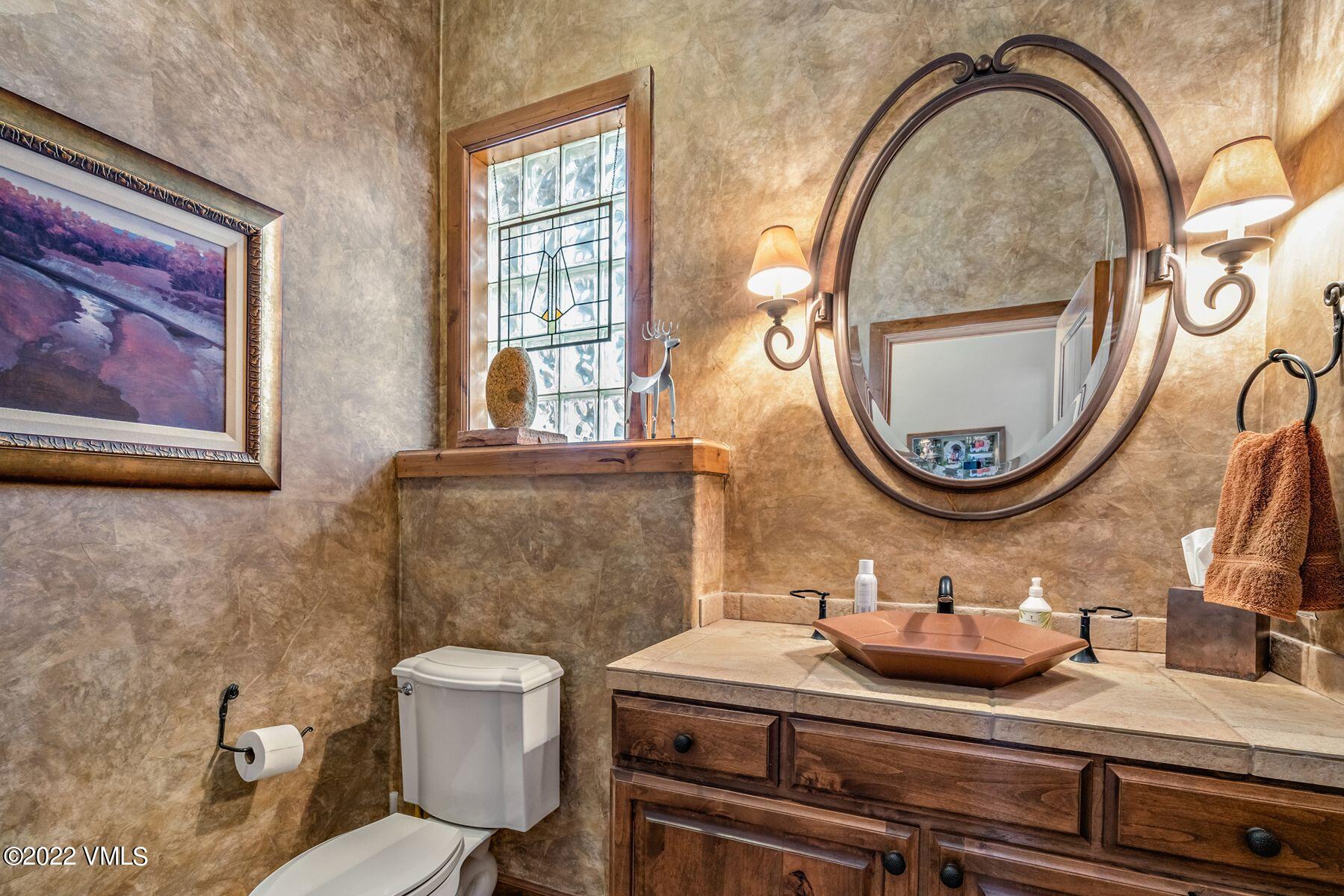 192 Mustang Road, Unit B Edwards, CO 81632 - Photo 8 of 30 Powder room