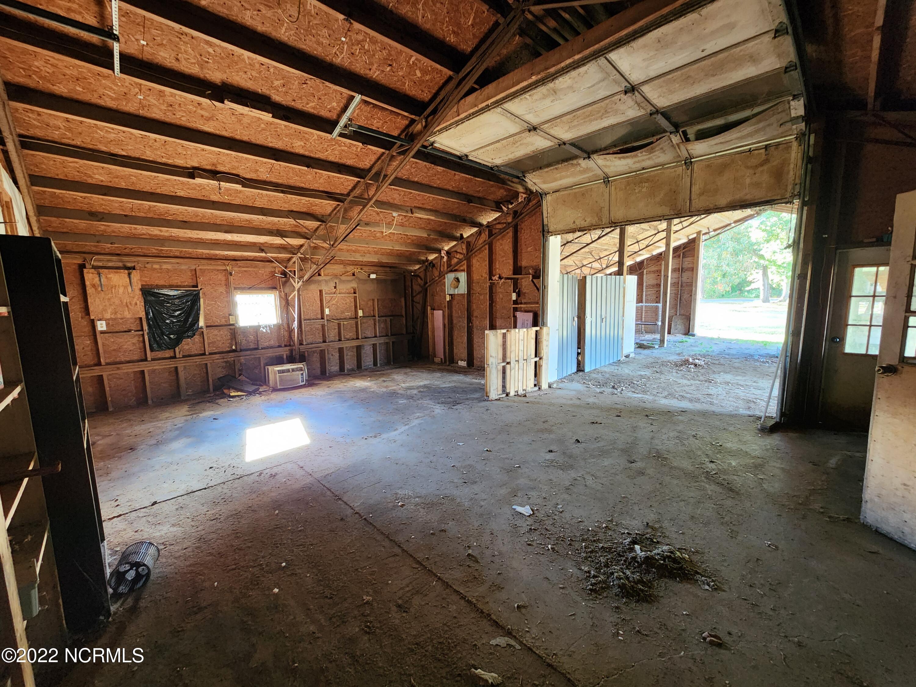 4490 Highway 41 Wallace, NC 28466 - Photo 4 of 35 Work Shop