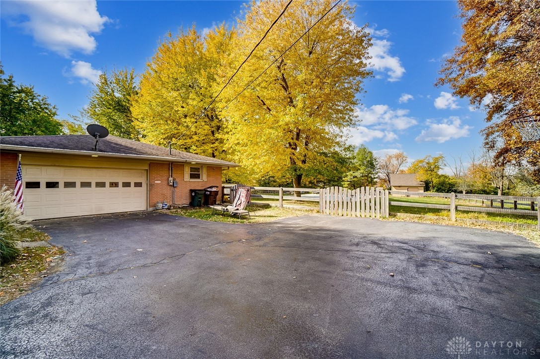 8569 Red Lion 5 Points Road Springboro, OH 45066 - Photo 15 of 60 Gallery Image 15