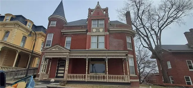 $700 | 515 North 5th Street, Unit 203, St. Joseph, MO 64501