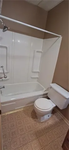 $700 | 515 North 5th Street, Unit 203, St. Joseph, MO 64501