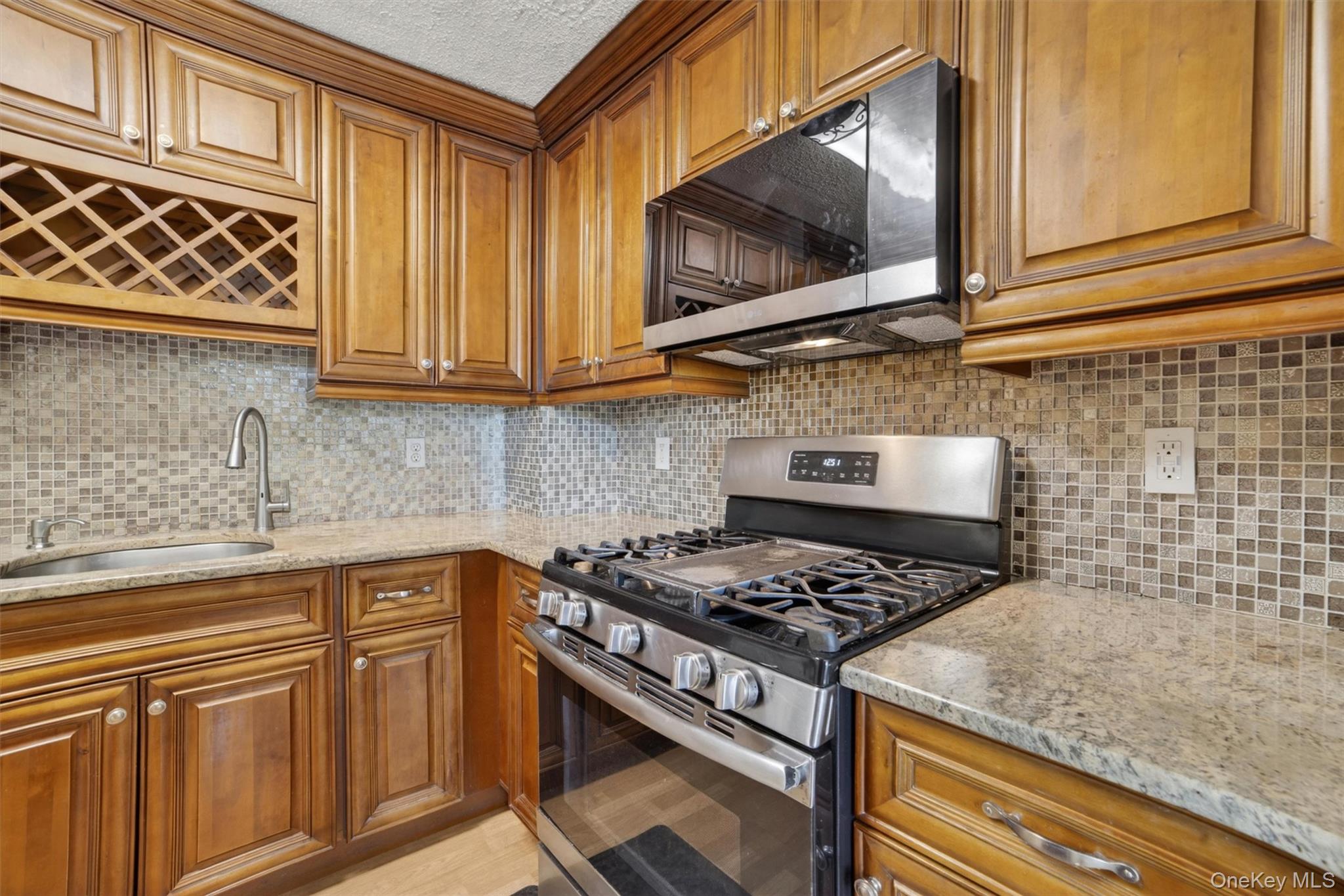 9 Maple Crest Drive Peekskill, NY 10566 - Photo 7 of 30