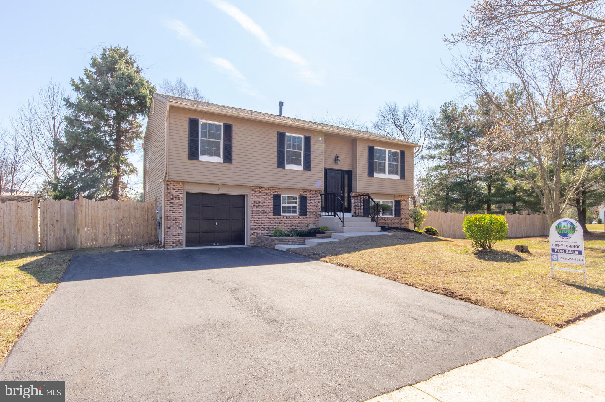 2 Hawthorne Road Sicklerville, NJ 08081 - Photo 3 of 34 Gallery Image 3