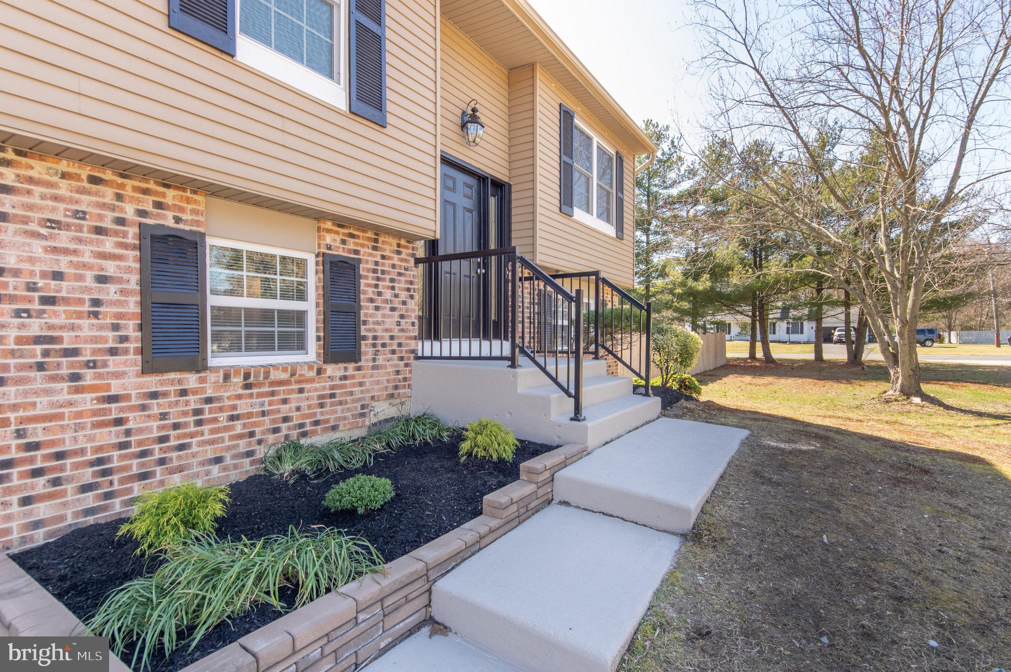 2 Hawthorne Road Sicklerville, NJ 08081 - Photo 4 of 34 Gallery Image 4