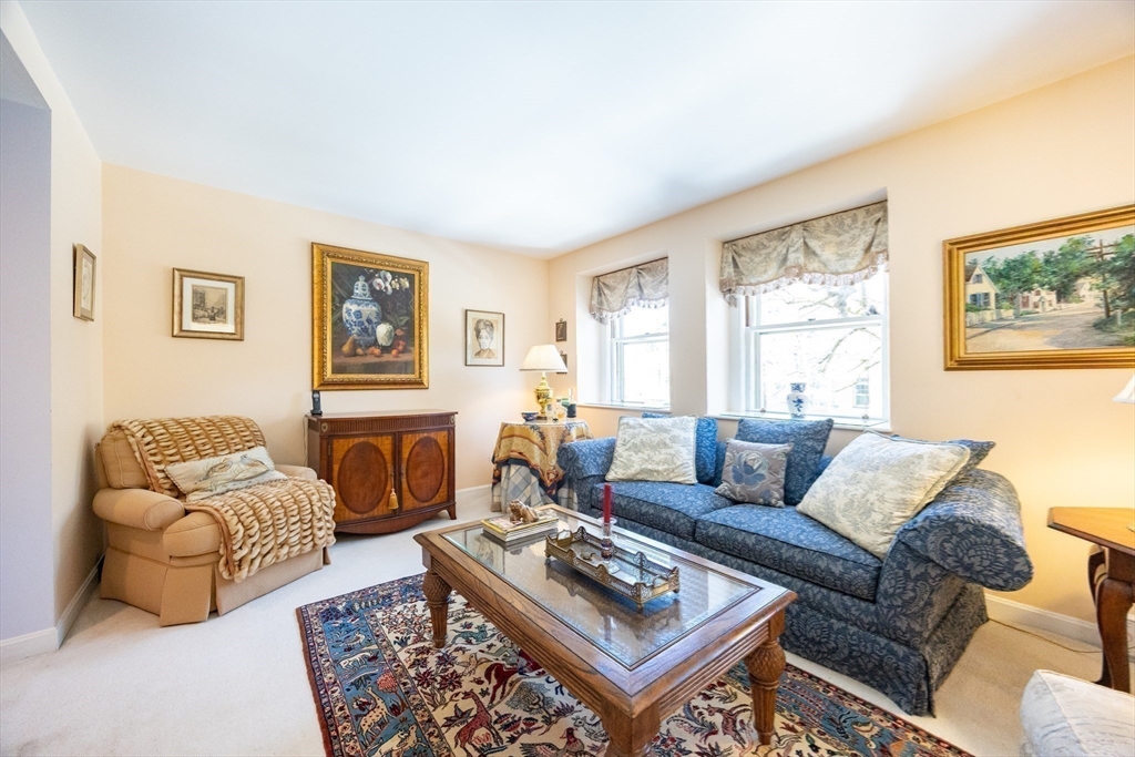 75 Glen Road, Unit B4 Brookline, MA 02445 - Photo 22 of 39