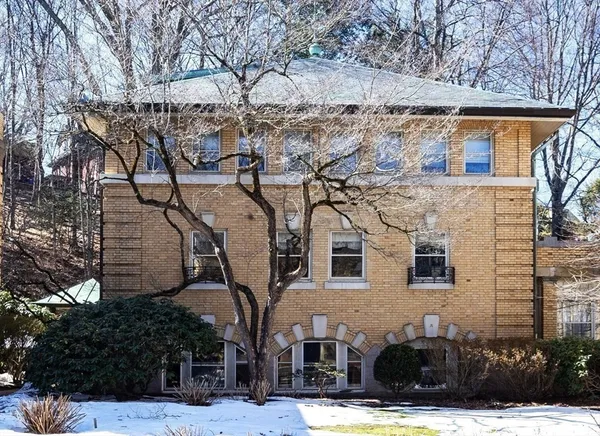 $635,000 | 75 Glen Road, Unit B4, Brookline, MA 02445