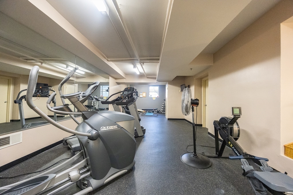 75 Glen Road, Unit B4 Brookline, MA 02445 - Photo 37 of 39