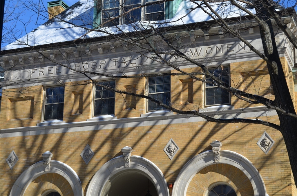 75 Glen Road, Unit B4 Brookline, MA 02445 - Photo 38 of 39