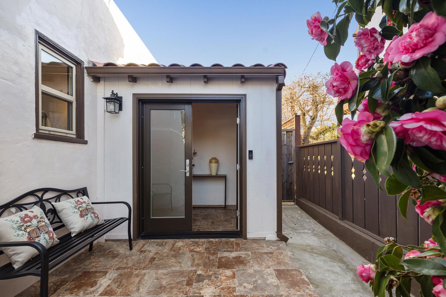943 Hillcrest Boulevard Millbrae, CA 94030 - Photo 4 of 51 a view of entryway front of house