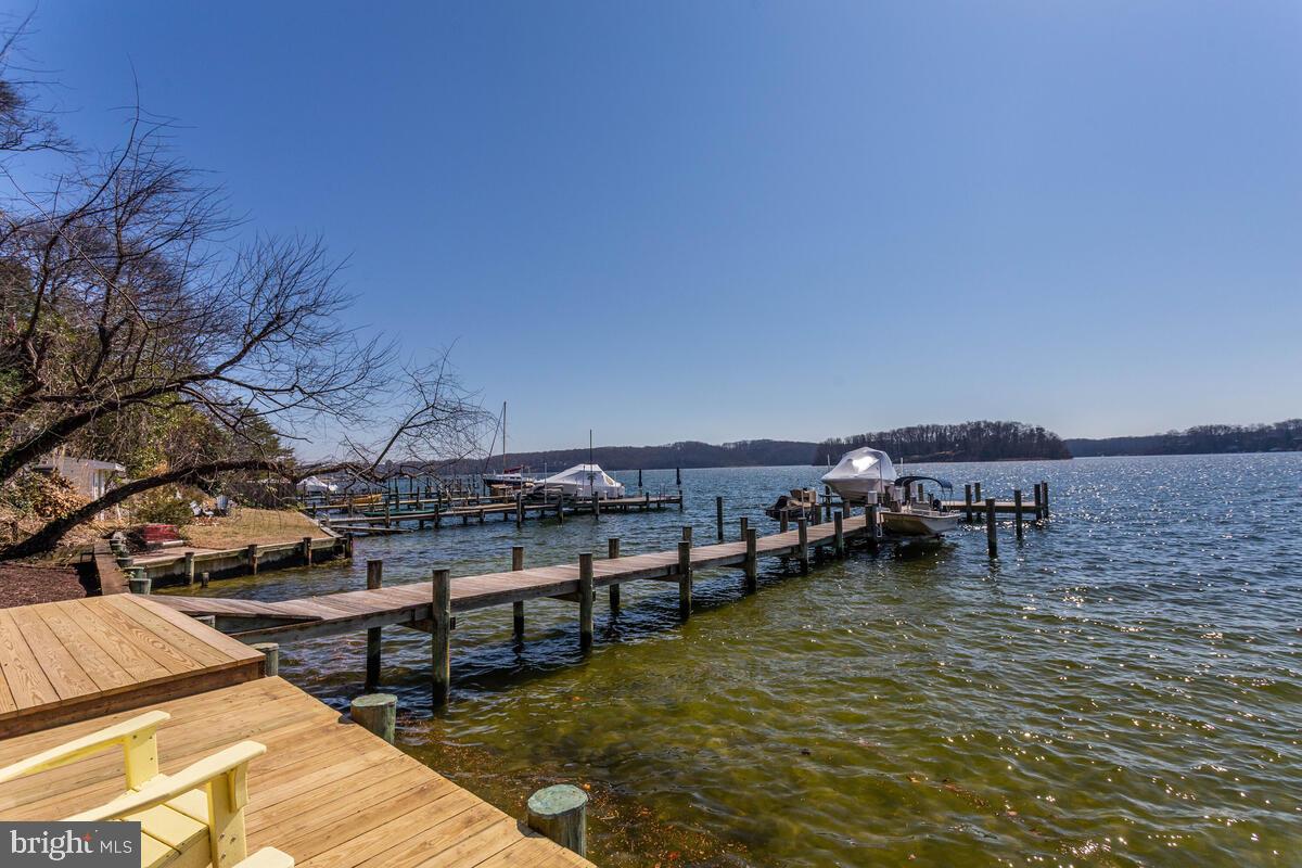 263 Long Point Road Crownsville, MD 21032 - Photo 51 of 57 Pier with 3 lifts